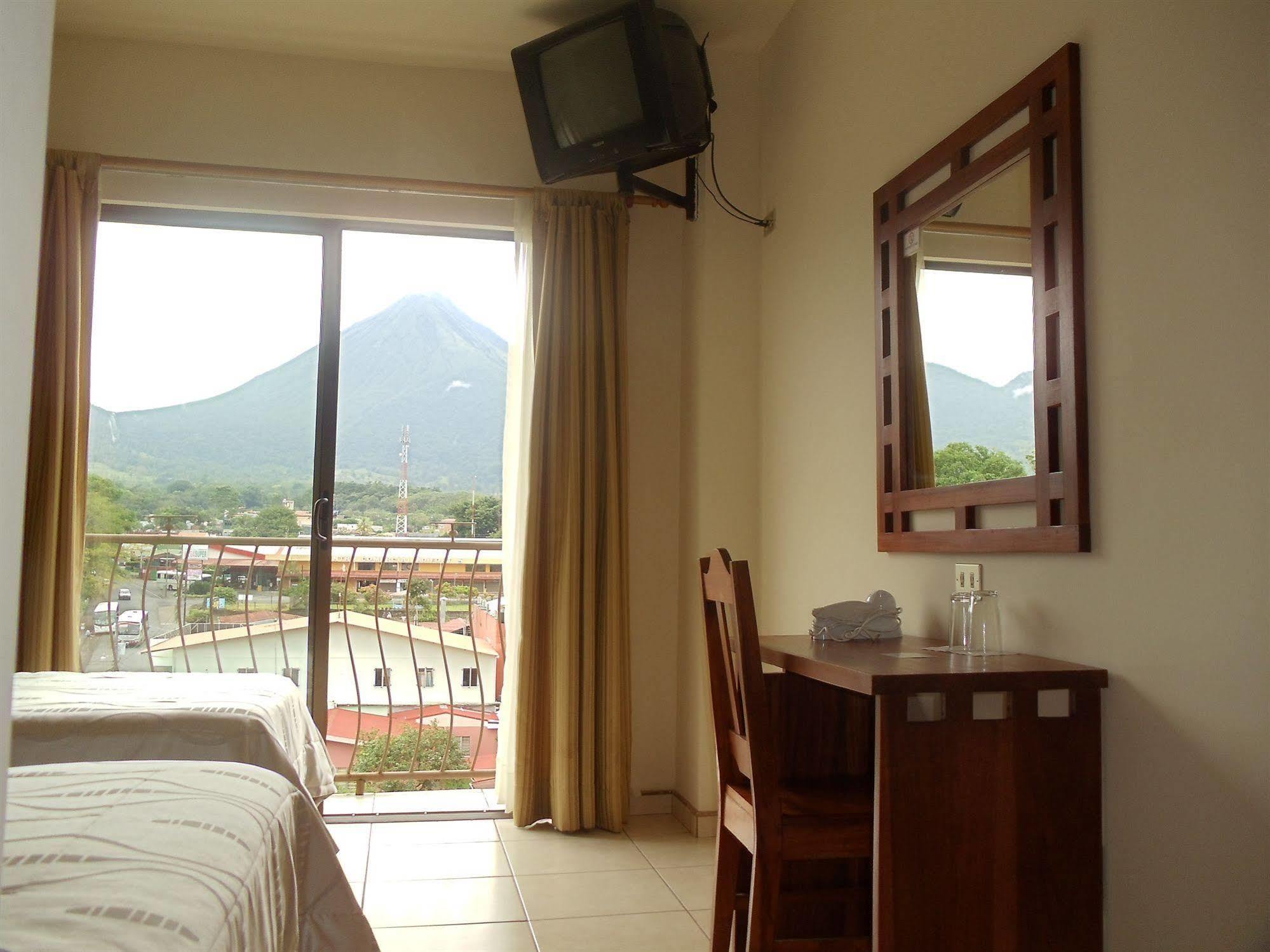 Hotel La Fortuna Exterior foto